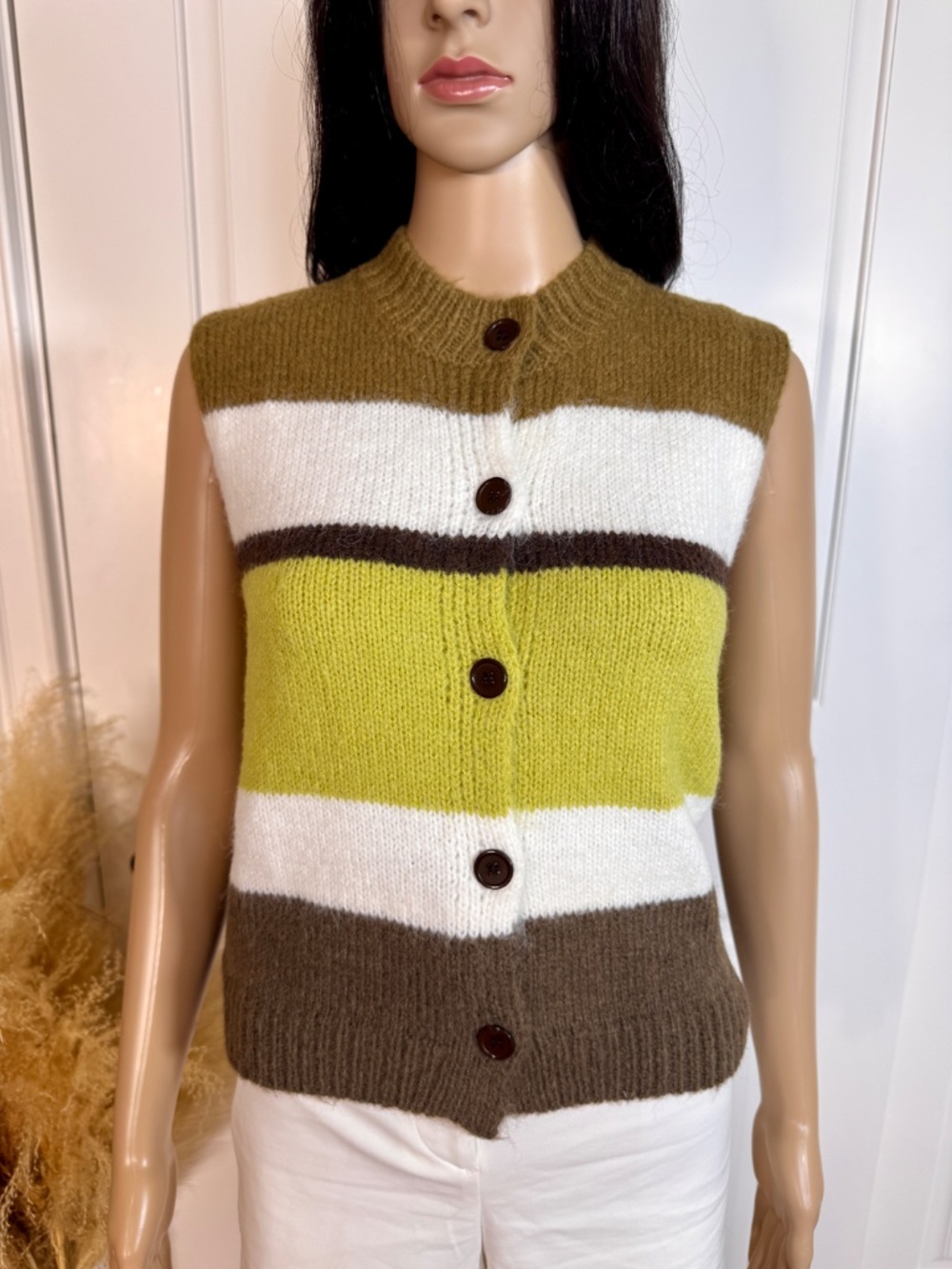 SLEEVELESS BUTTON UP COLOR BLOCK STRIPES SWEATER VEST TOP SIZE LARGE - NWT - Picture 6 of 15